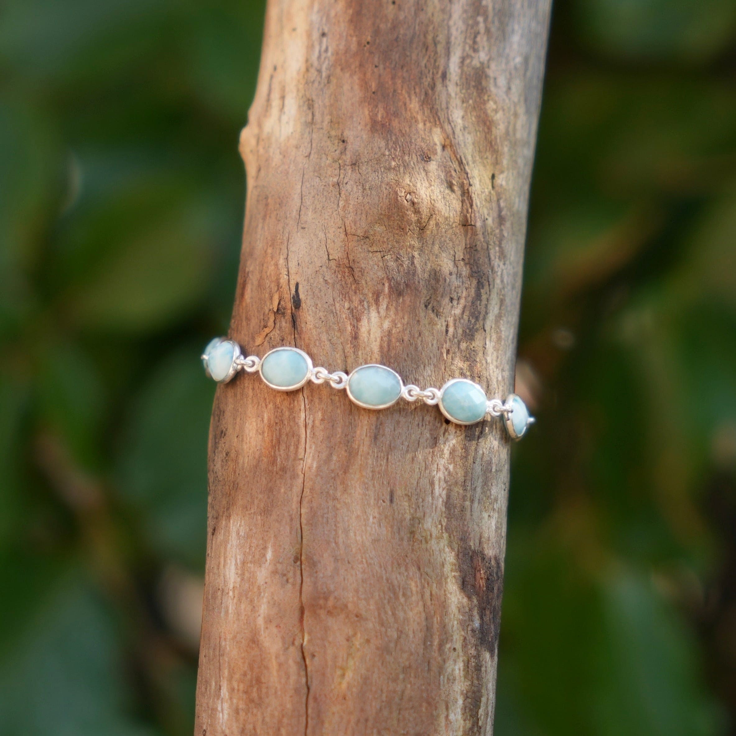 Zilveren armband met facet geslepen Larimar