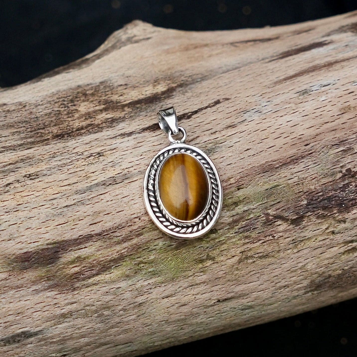 Ovale hanger met tijgeroog